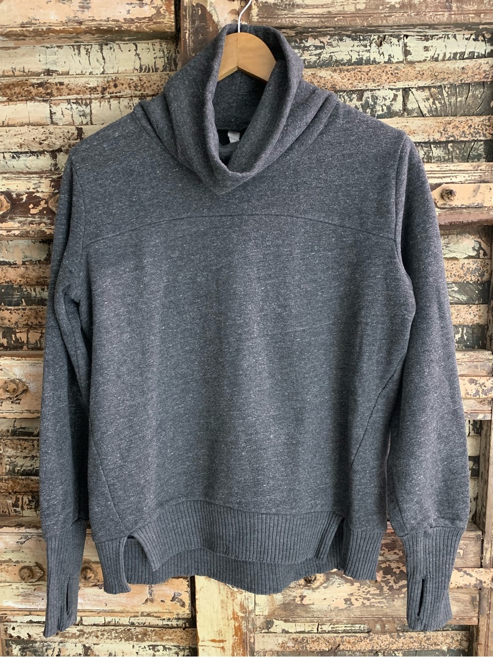 Alo Yoga Haze Women’s Funnel Neck Heathered Gray Sweatshirt Thumbholes, S